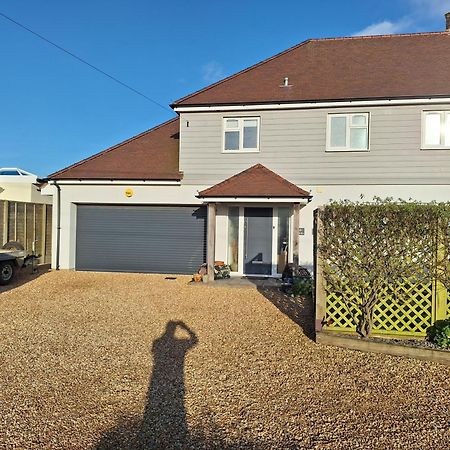 By The Sea, Home From Home Sleeps 6 Milford on Sea Esterno foto